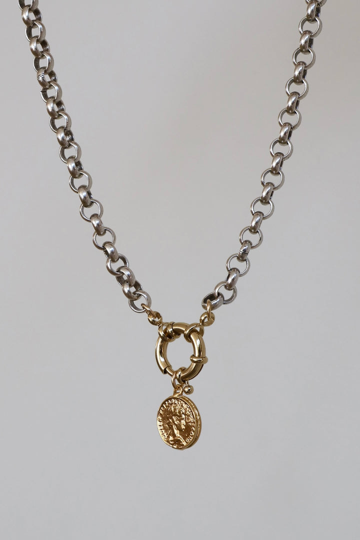 THE MERIDIAN CHAIN