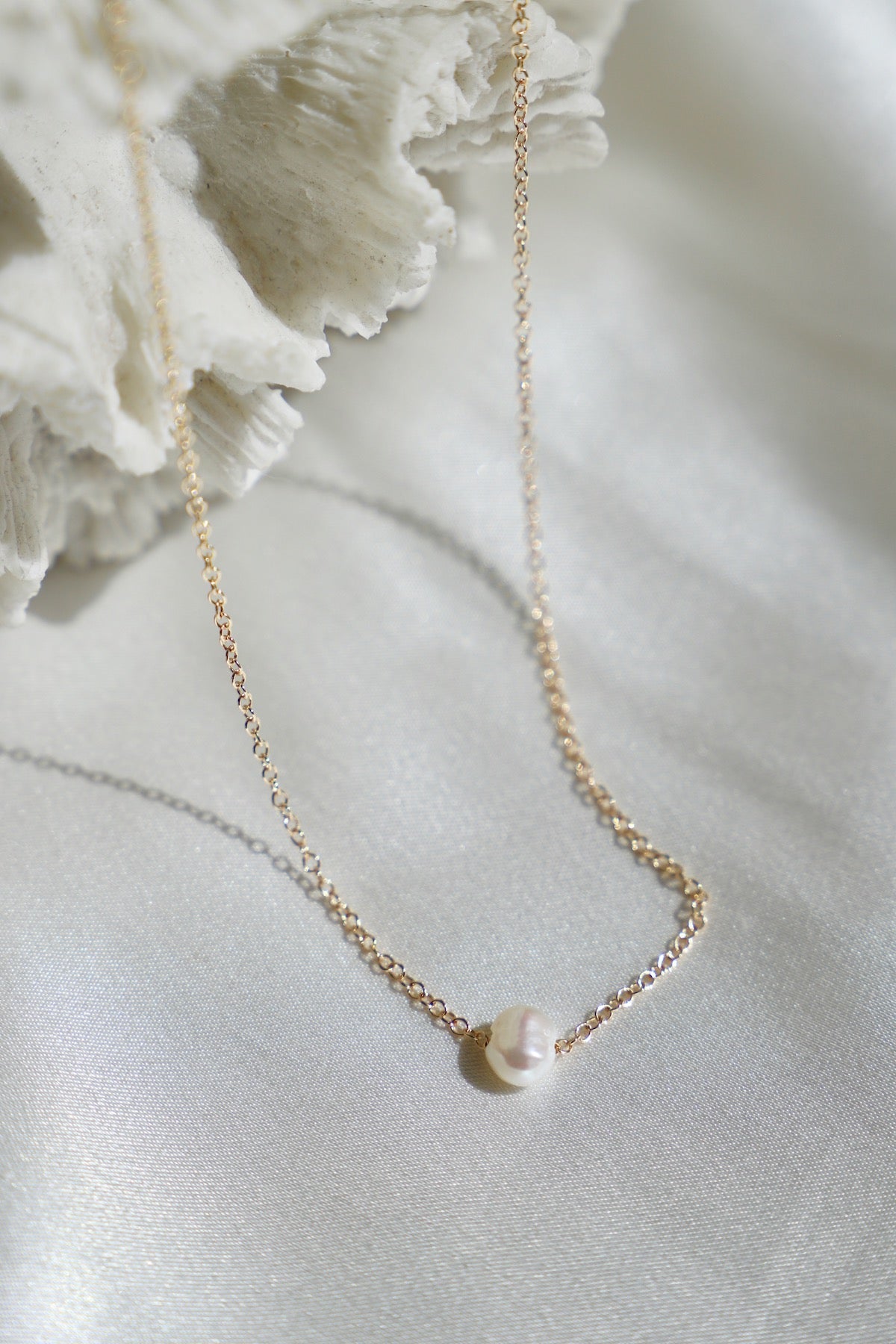 ☆ENGBROX☆ amelia pearl flower necklace EBNL24029RB Wildflower – Amelia Rose Design