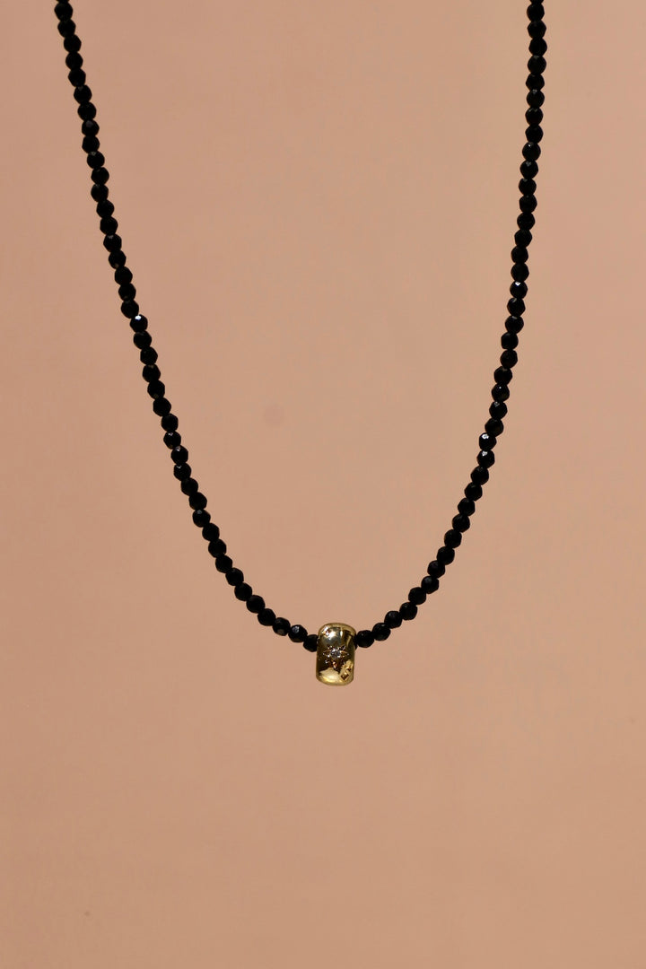 MIDNIGHT HALO NECKLACE