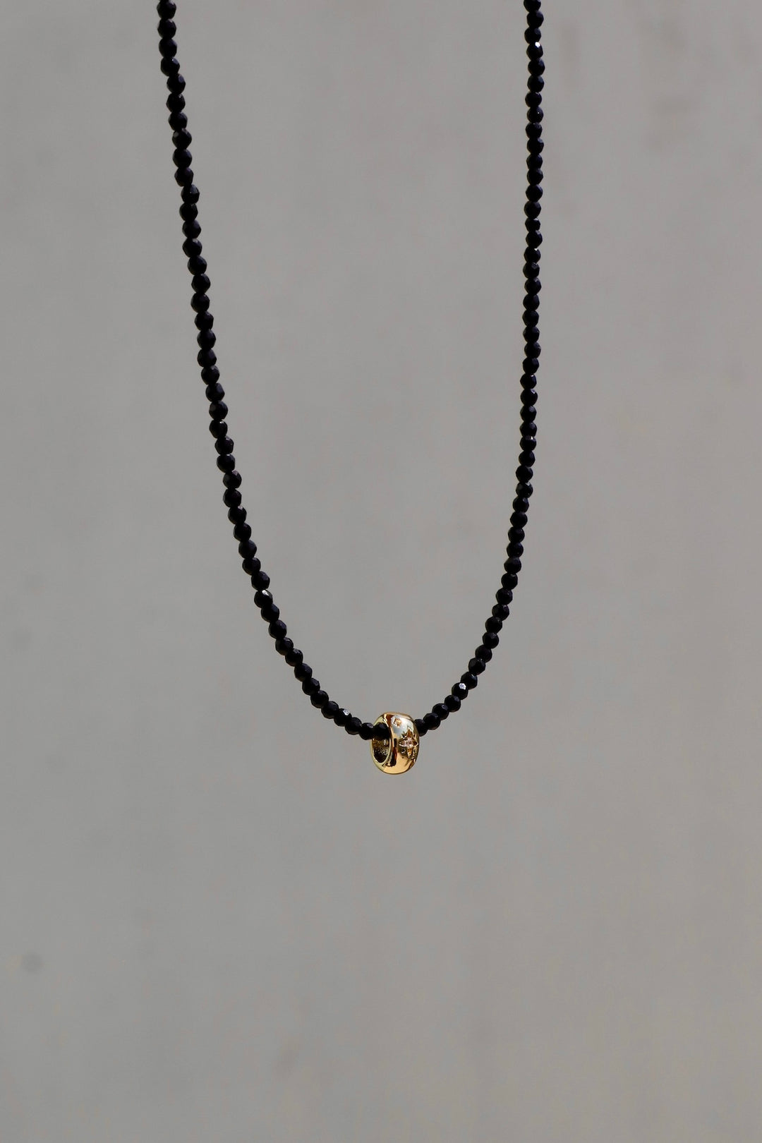 MIDNIGHT HALO NECKLACE