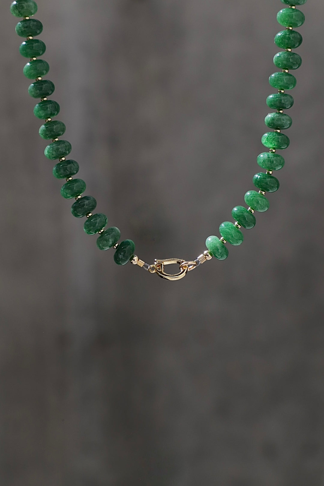 THE COLLECTOR NECKLACE- FOREST GREEN