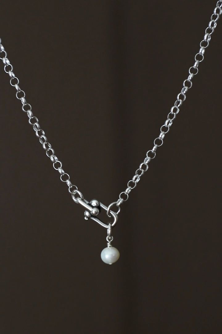 SORA LINK CHAIN AND PEARL- SILVER