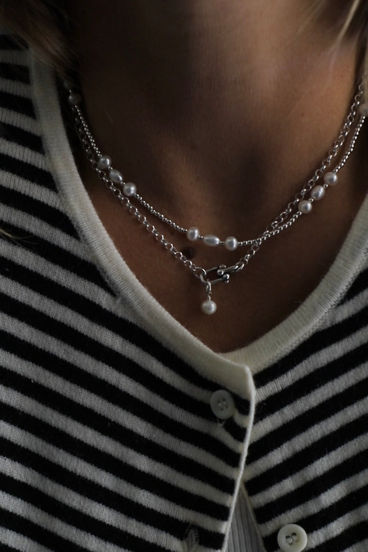 BEACHCOMBER PEARL NECKLACE- SILVER