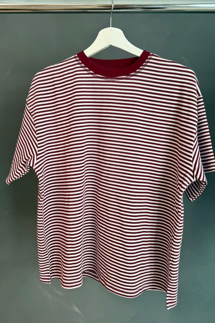 OVERSIZED STRIPED T-SHIRT