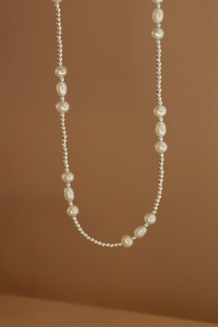 BEACHCOMBER PEARL NECKLACE- SILVER