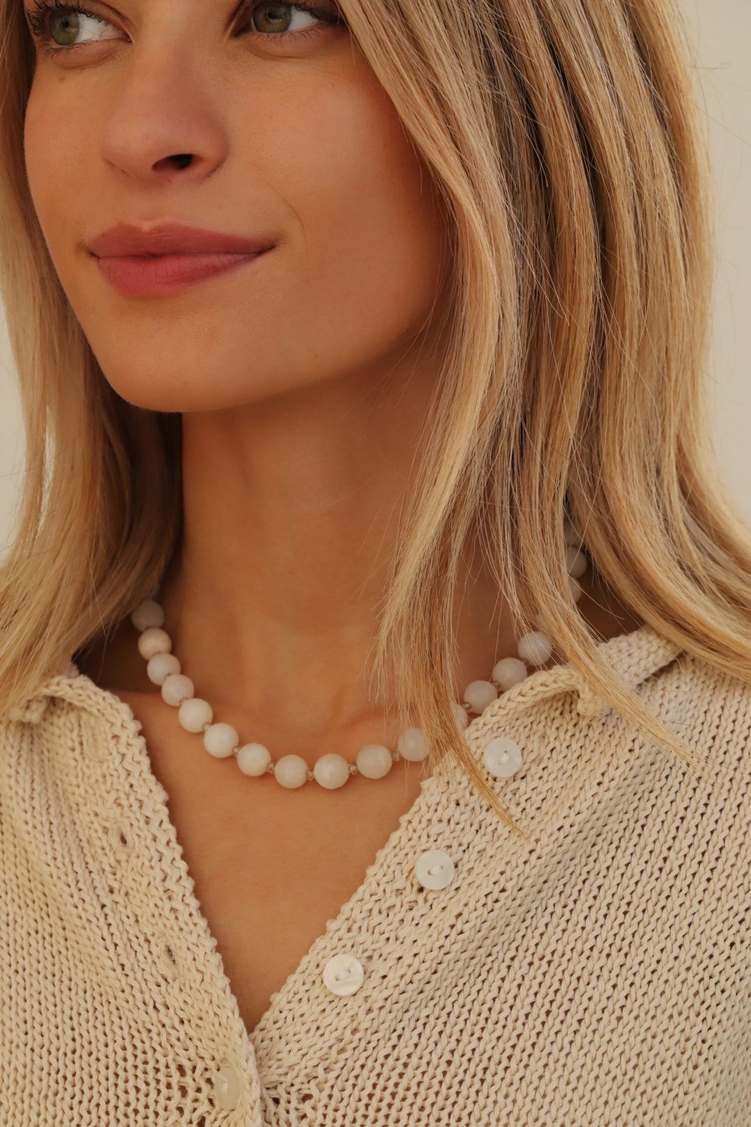 MOONSTONE BEADED NECKLACE