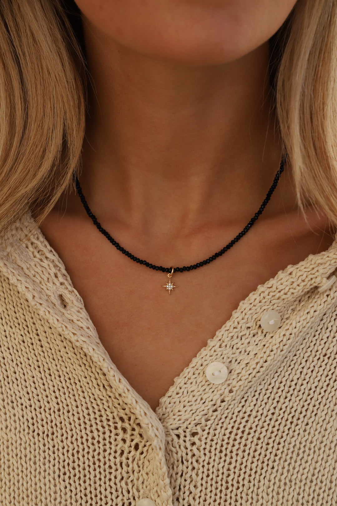STELLA NOIR NECKLACE