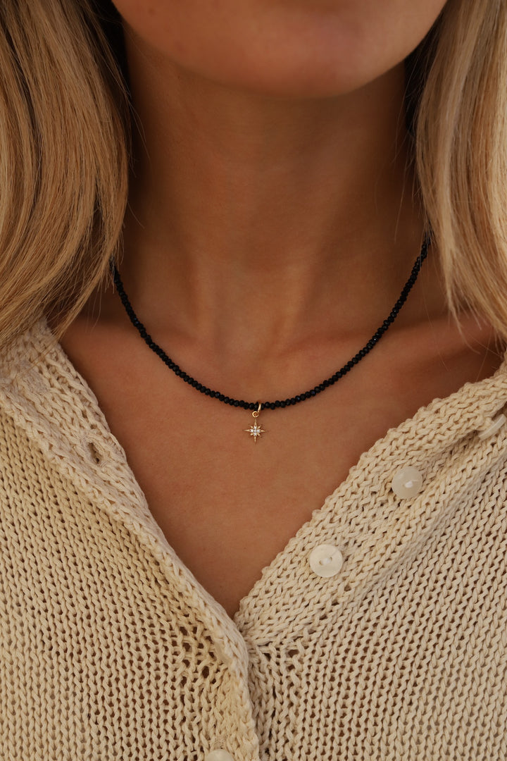 STELLA NOIR NECKLACE