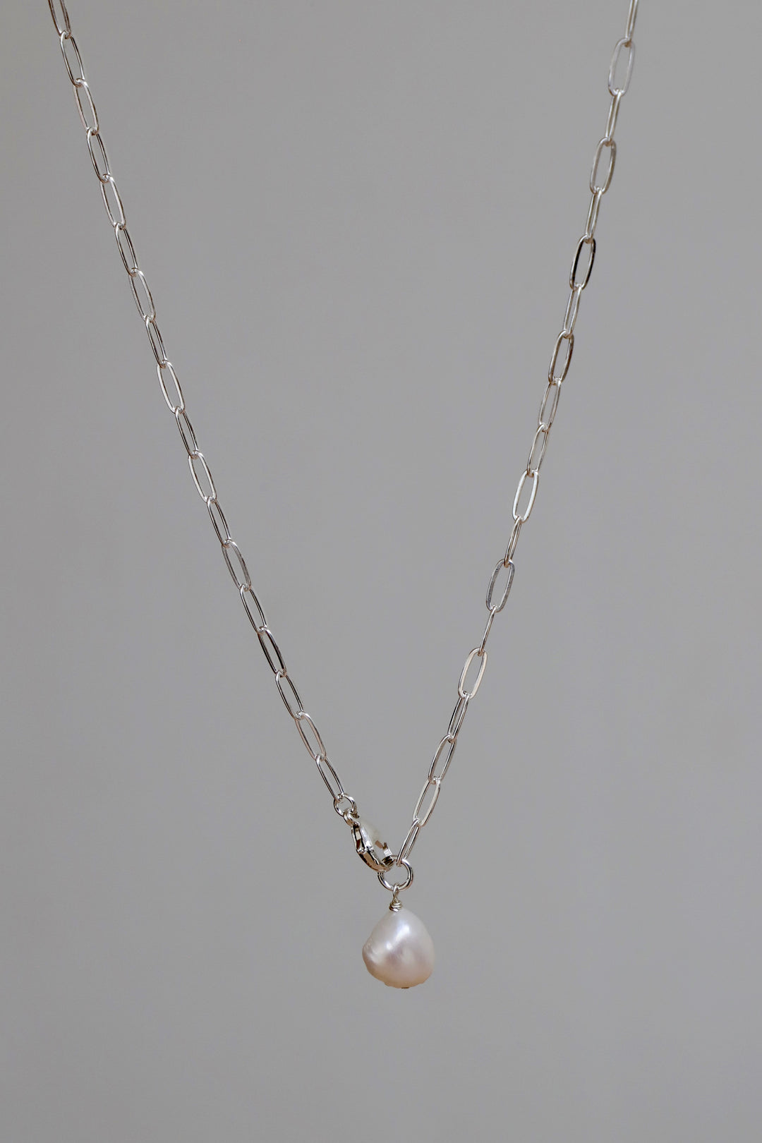 CELESTE PEARL DROP NECKLACE