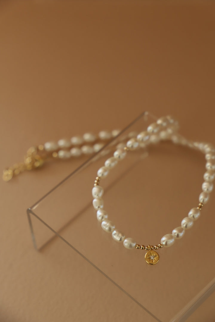 PEARL BEADED STAR MEDALLION NECKLACE