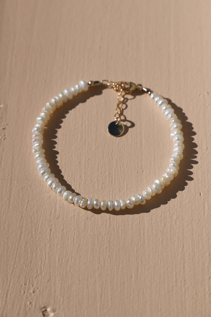 GRACE PEARL BRACELET - GOLD FILLED