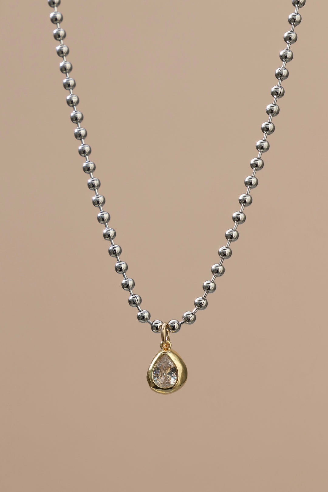 FORMA BALL CHAIN & BEZEL NECKLACE