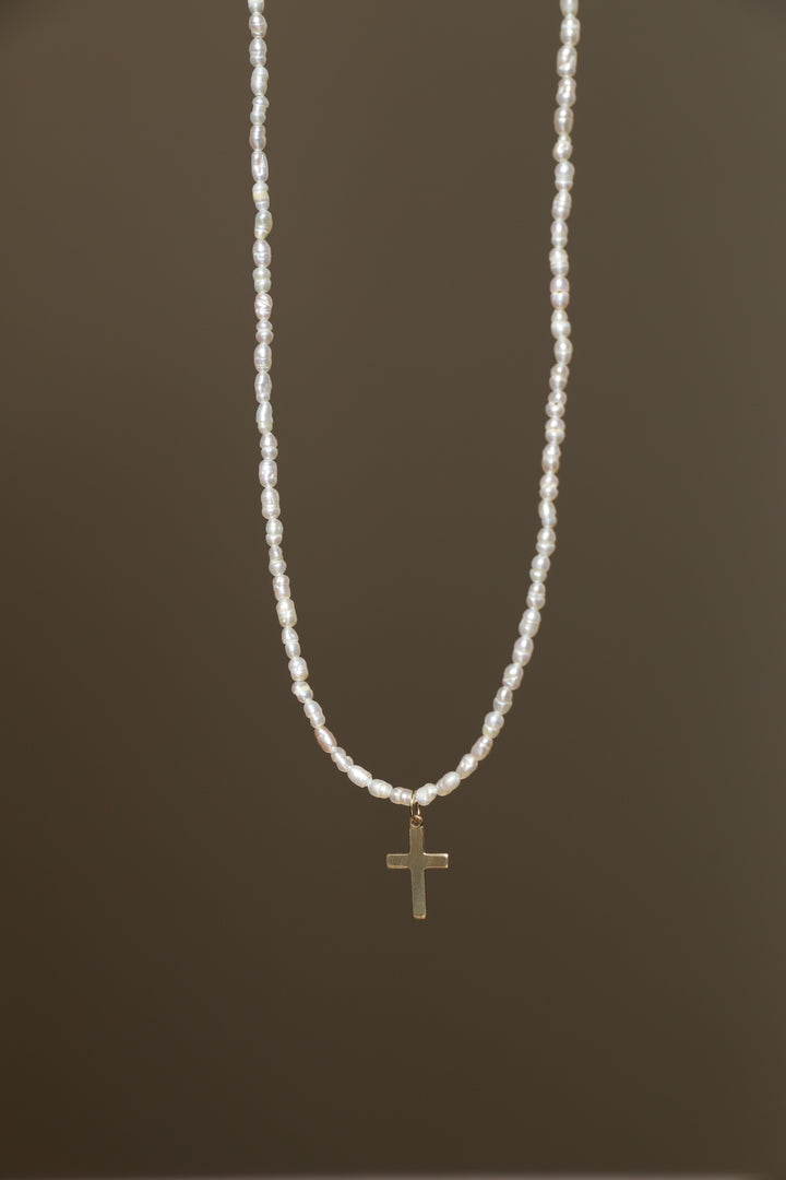 RICE PEARL AND CROSS NECKLACE