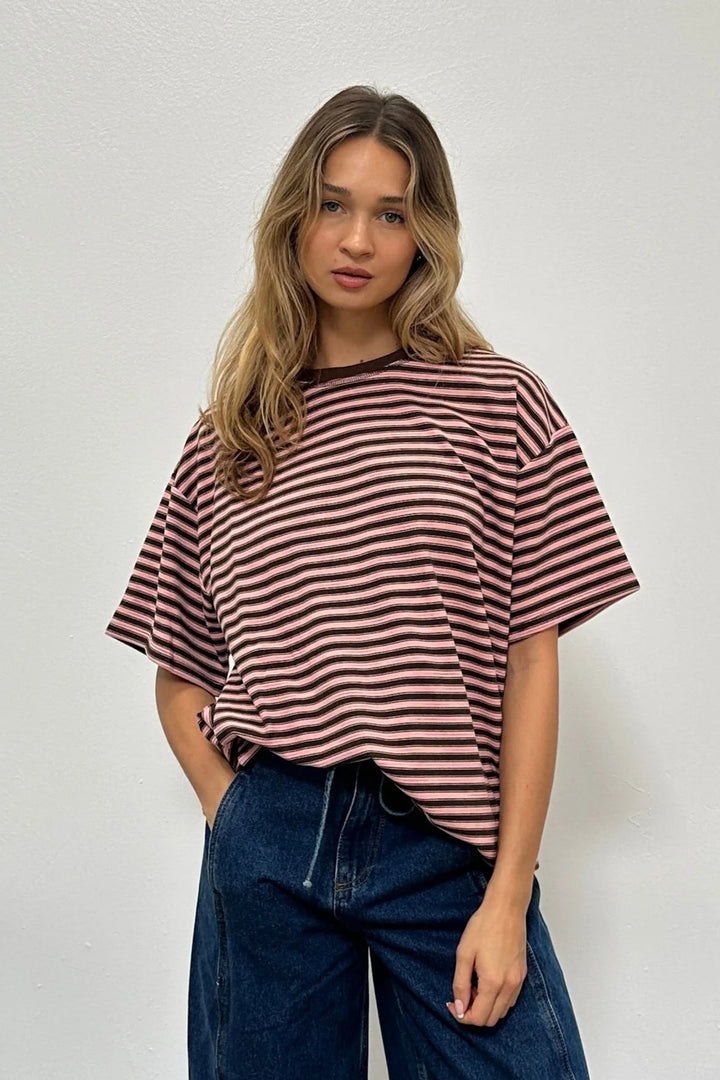 OVERSIZED STRIPED T-SHIRT