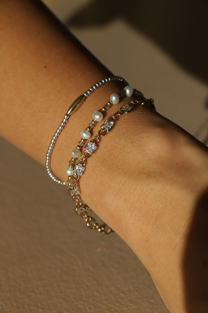 SLOANE BEZEL BRACELET