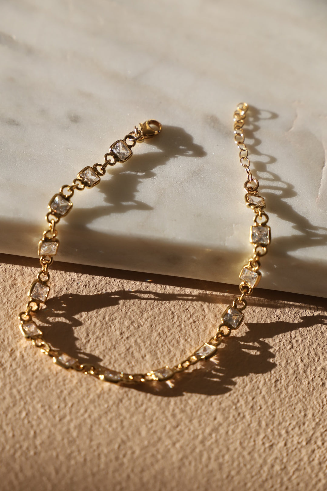 SLOANE BEZEL BRACELET