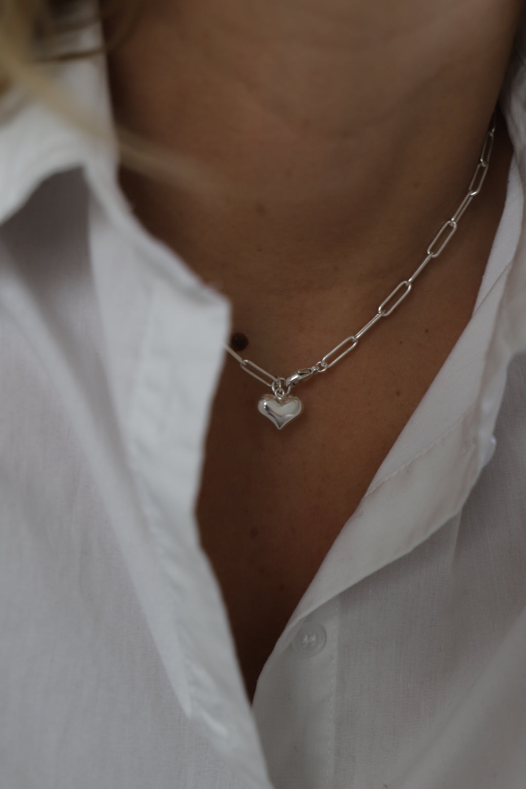 PUFF HEART PAPERCLIP NECKLACE