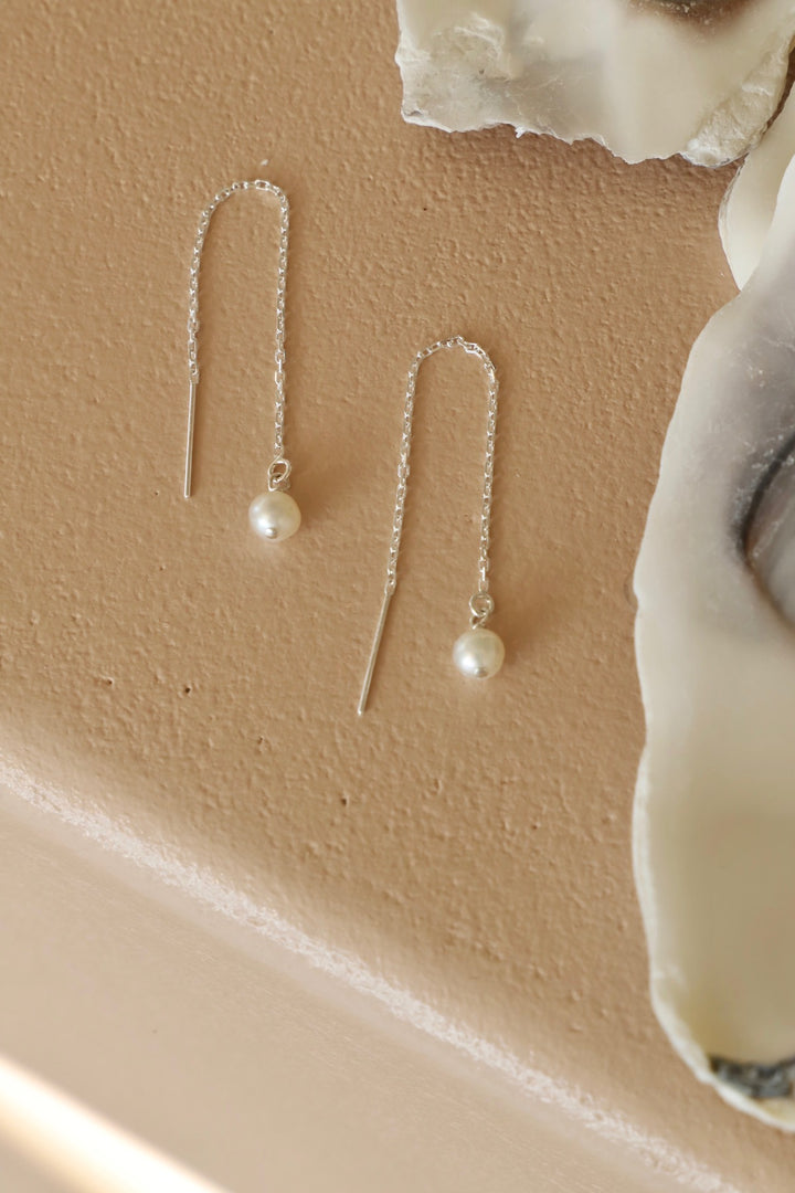 CORDELIA PEARL THREADER  EARRINGS