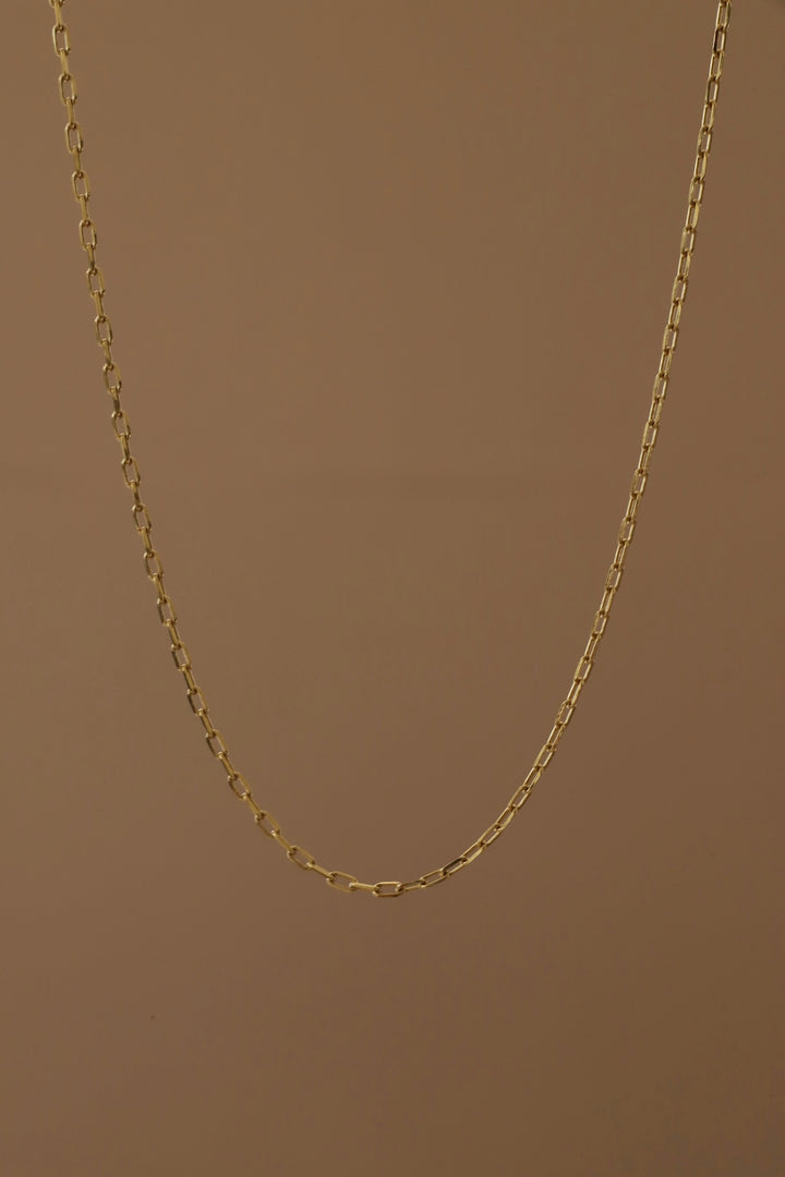 BARELY THERE PAPERCLIP CHAIN