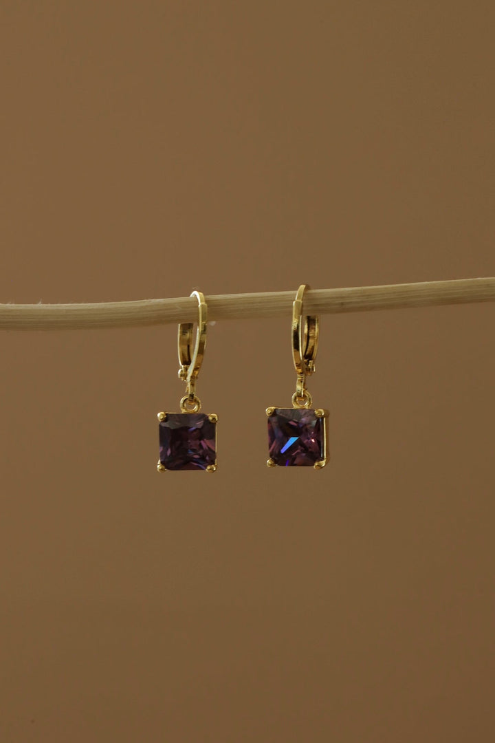 SQUARE BIRTHSTONE HUGGIES