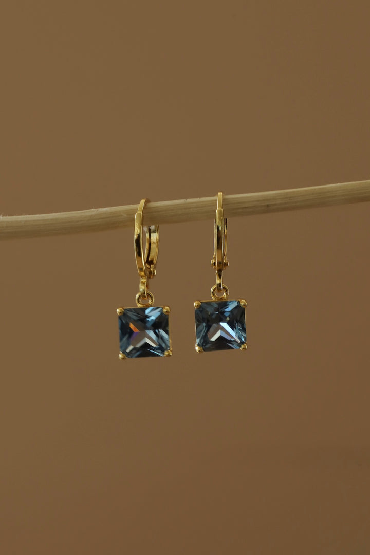 SQUARE BIRTHSTONE HUGGIES