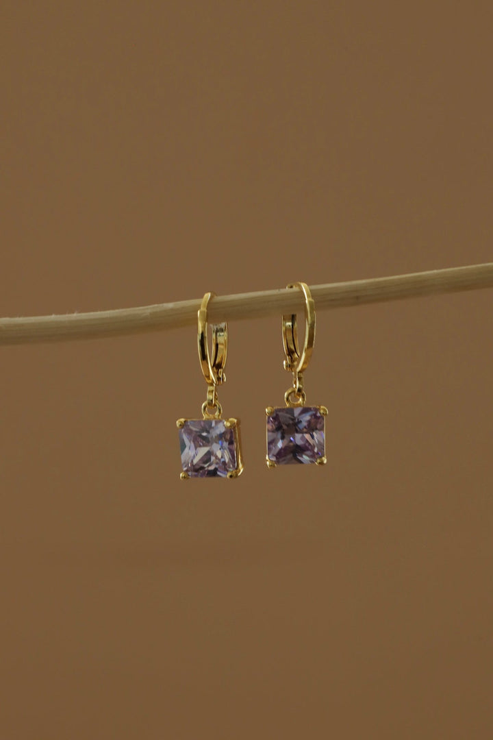 SQUARE BIRTHSTONE HUGGIES