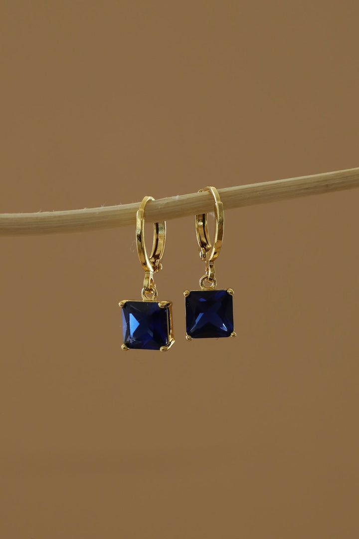 SQUARE BIRTHSTONE HUGGIES
