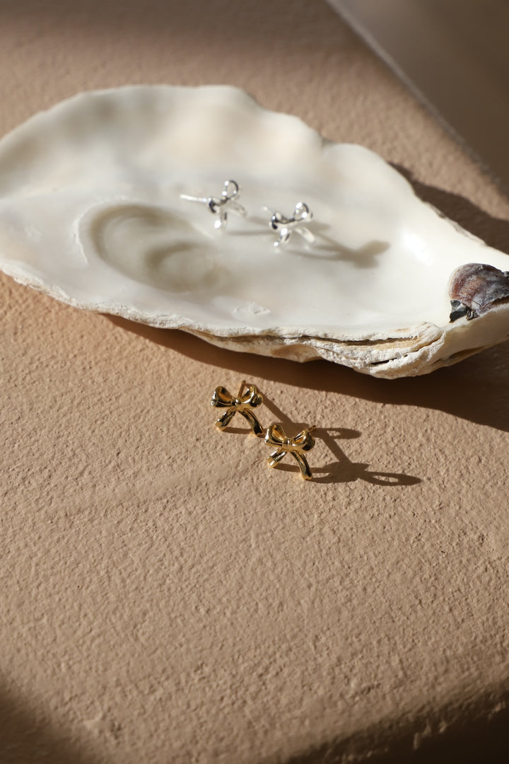 PETITE BOW STUDS- GOLD