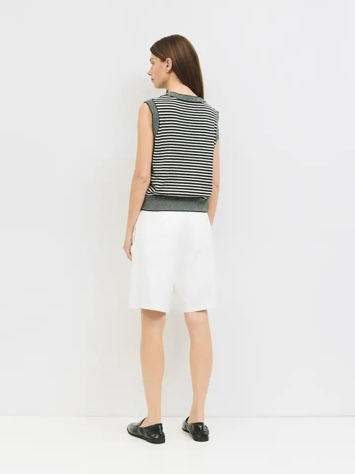 THE LEON TOP