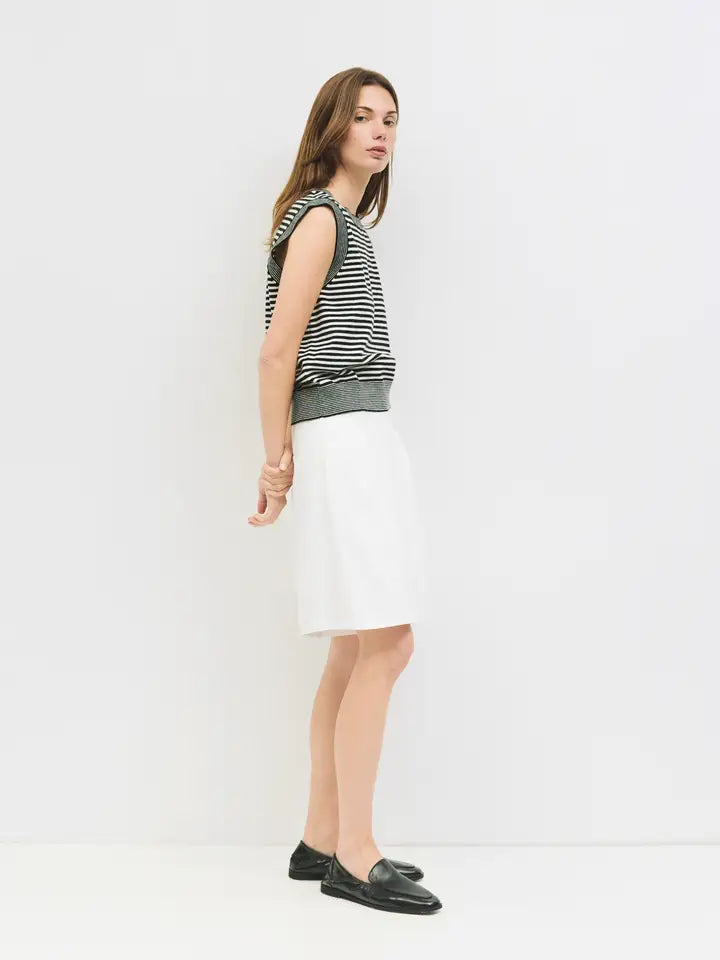 THE LEON TOP