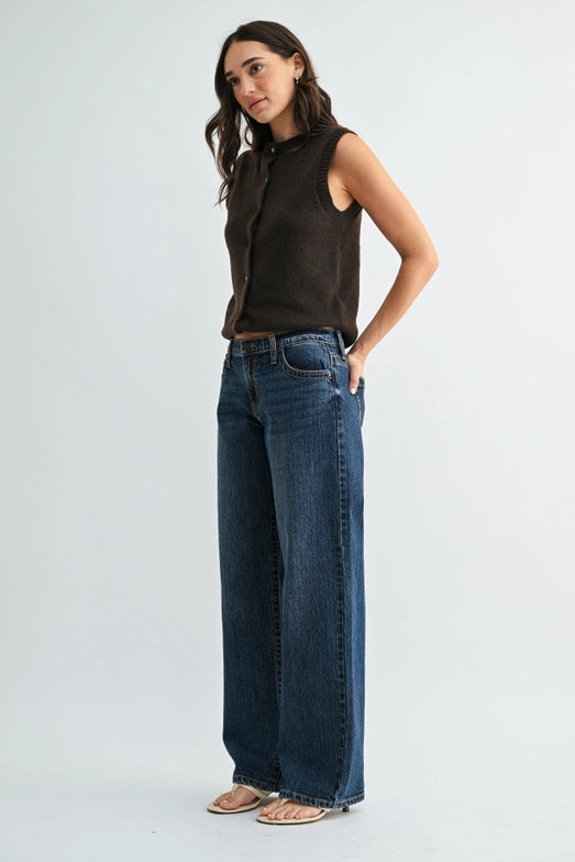 LOW RISE CLASSIC STRAIGHT JEAN