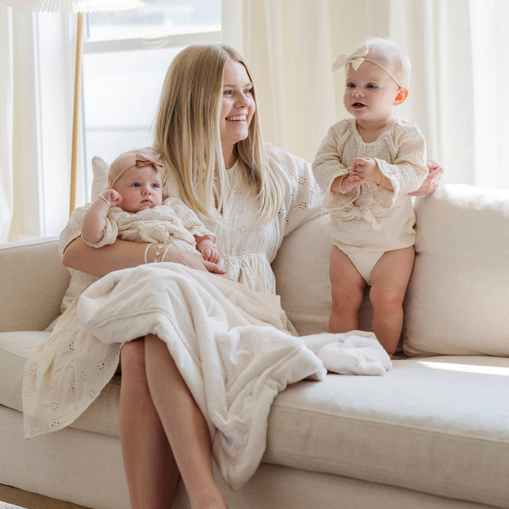 SARANONI LUSH RECEIVING BLANKET - NATURAL