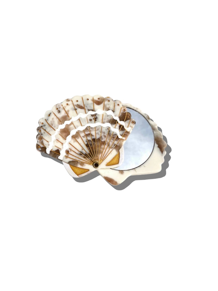 SEASHELL COMPACT MIRROR