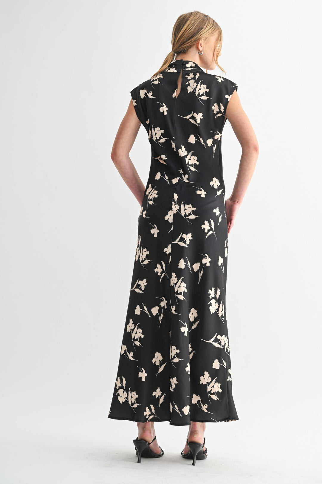 STAS DRESS