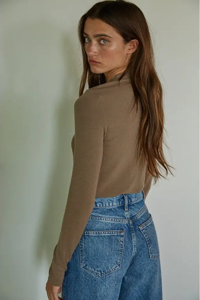 KNIT MOCK NECK LONG SLEEVE