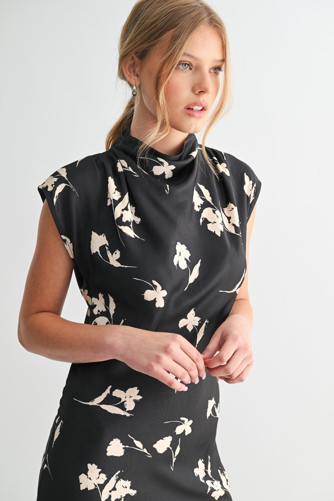 STAS DRESS
