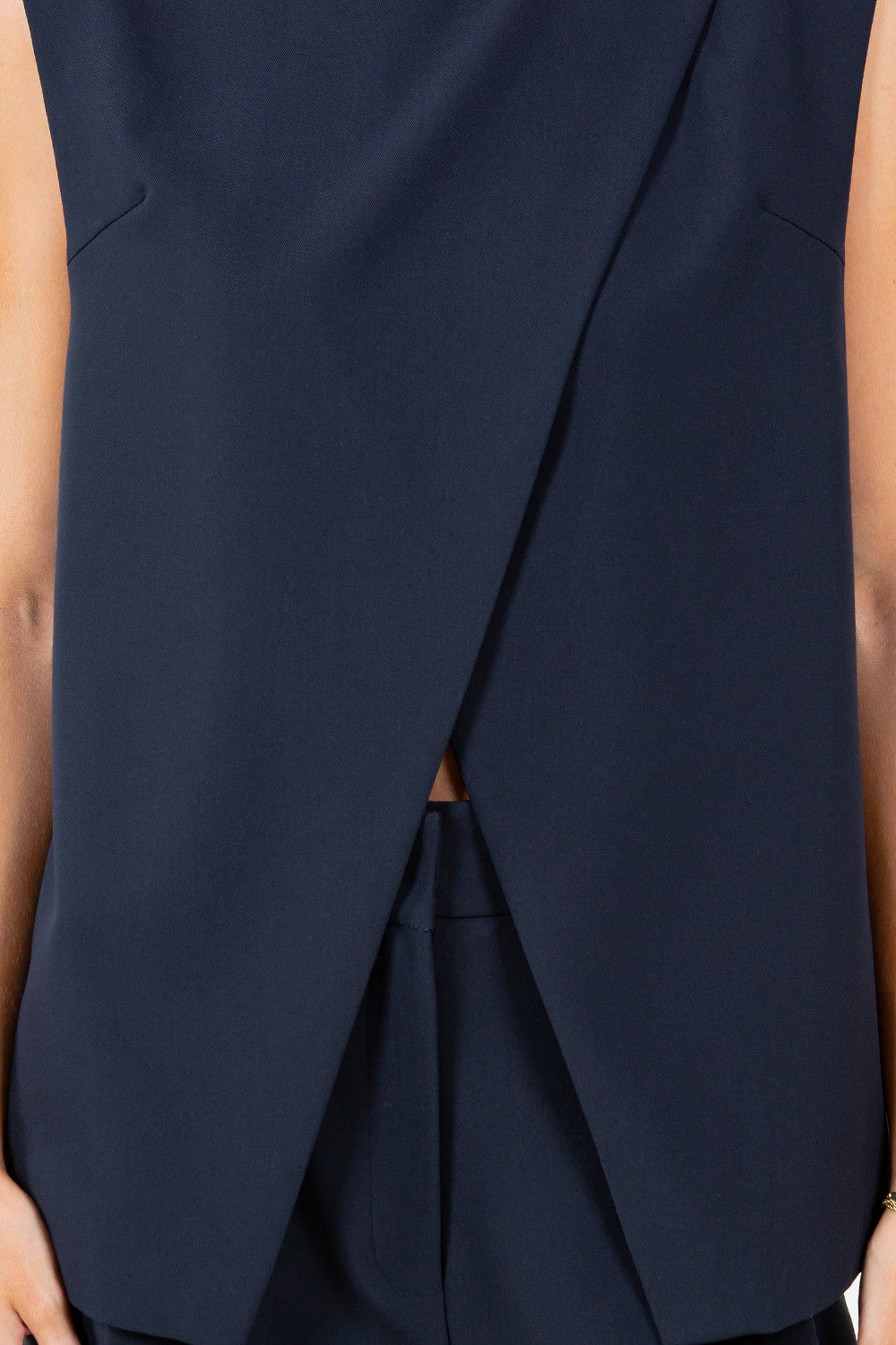 CAL WOVEN OVERLAP TOP