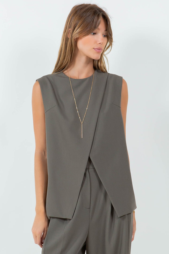 CAL WOVEN OVERLAP TOP