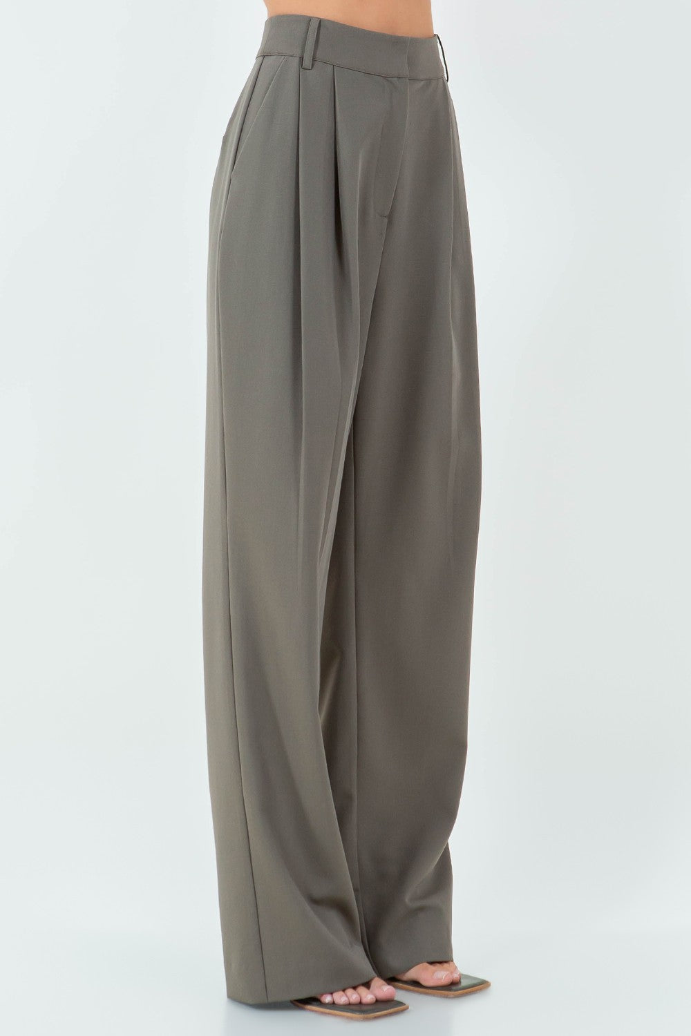 CAL PLEATED TROUSERS