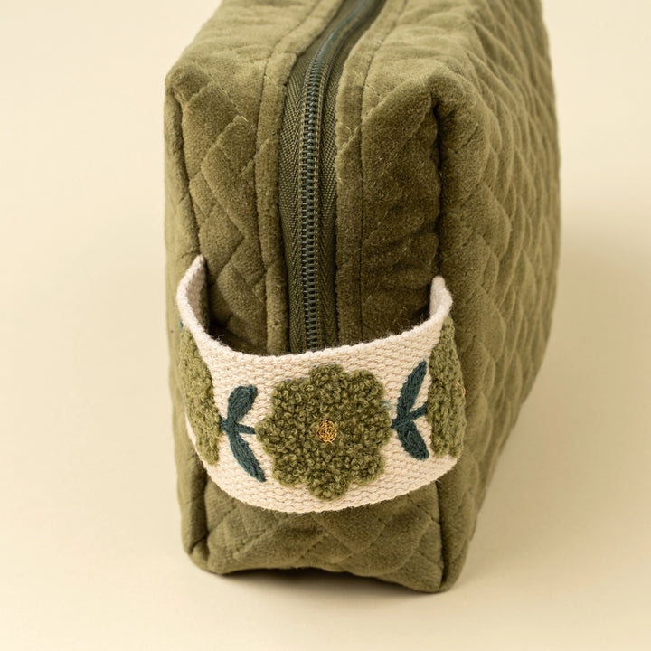 VELVET TOILETRY POUCH