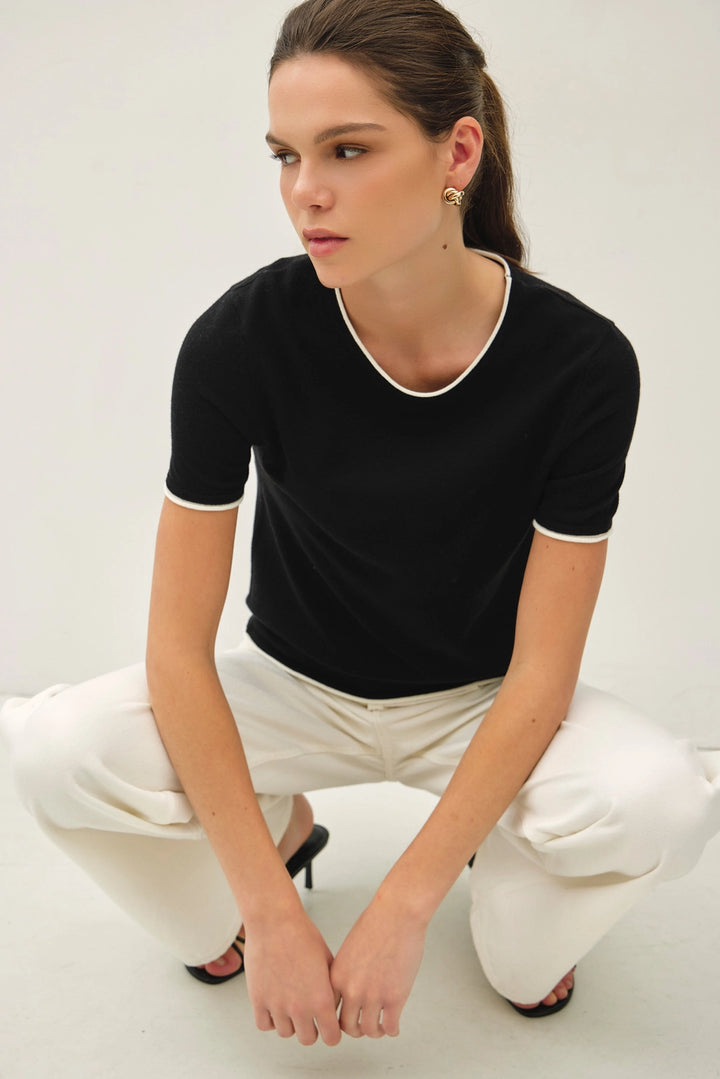 QUEN TOP - BLACK