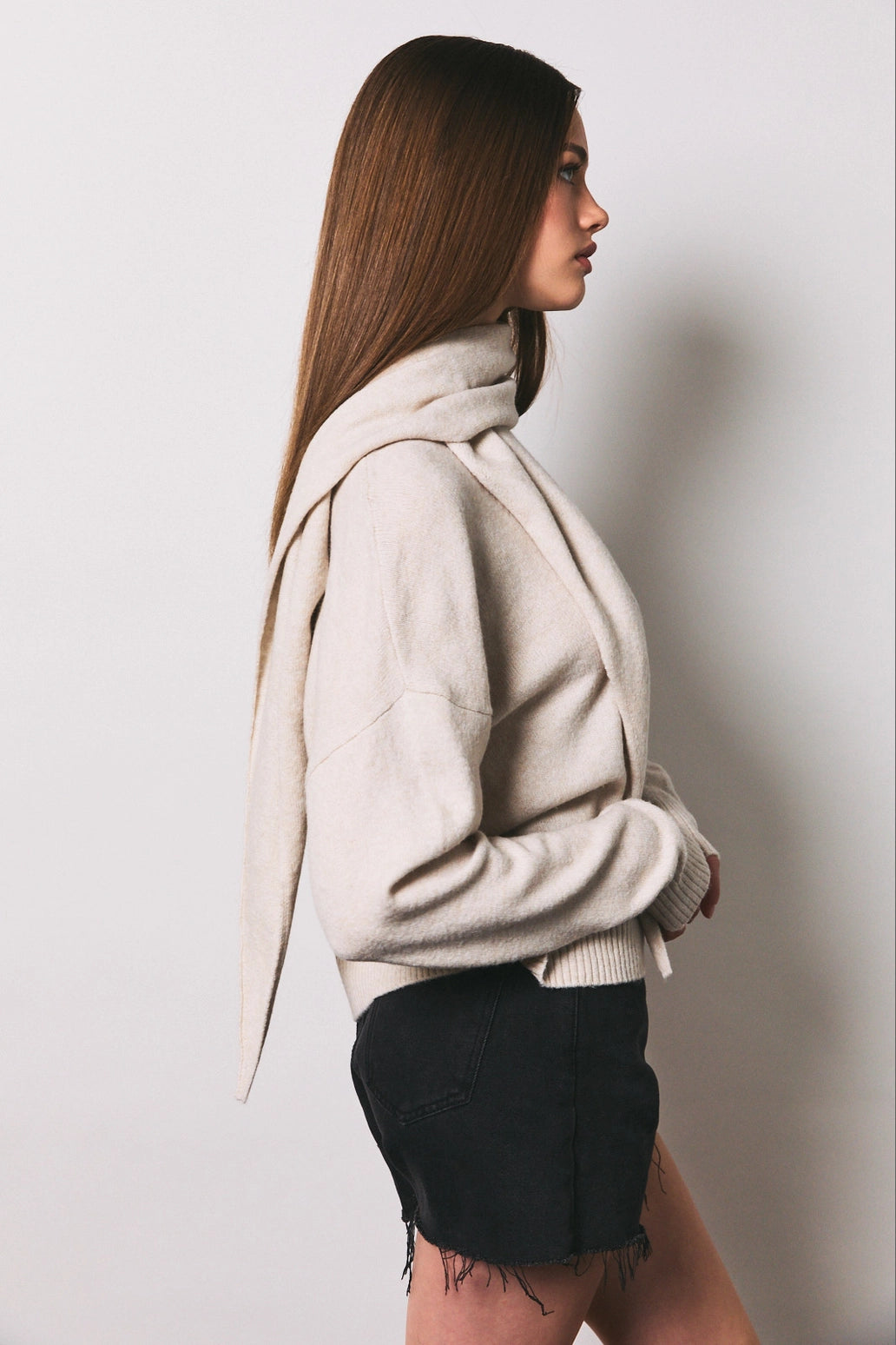 REMI SWEATER - BEIGE