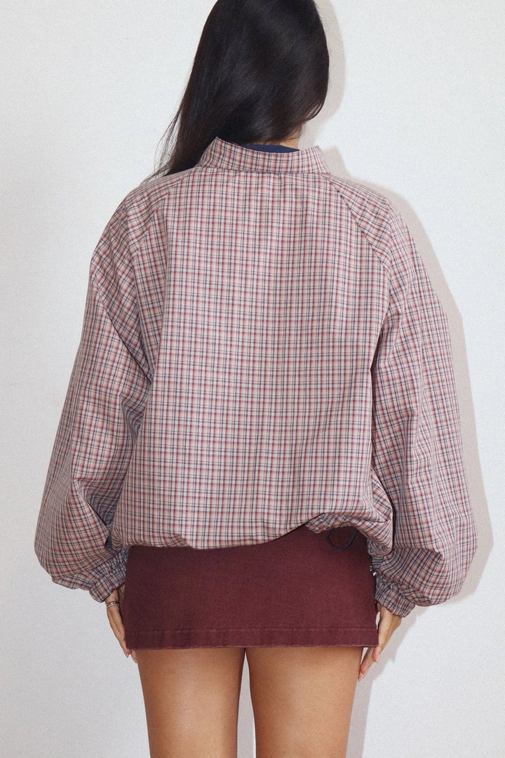 REVERSABLE WIND BREAKER