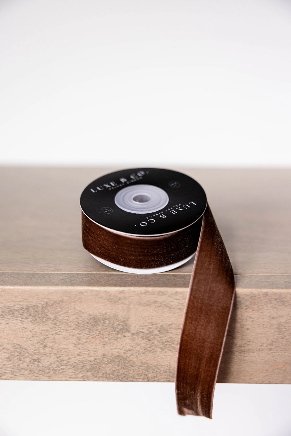 BROWN VELVET RIBBON - MEDIUM
