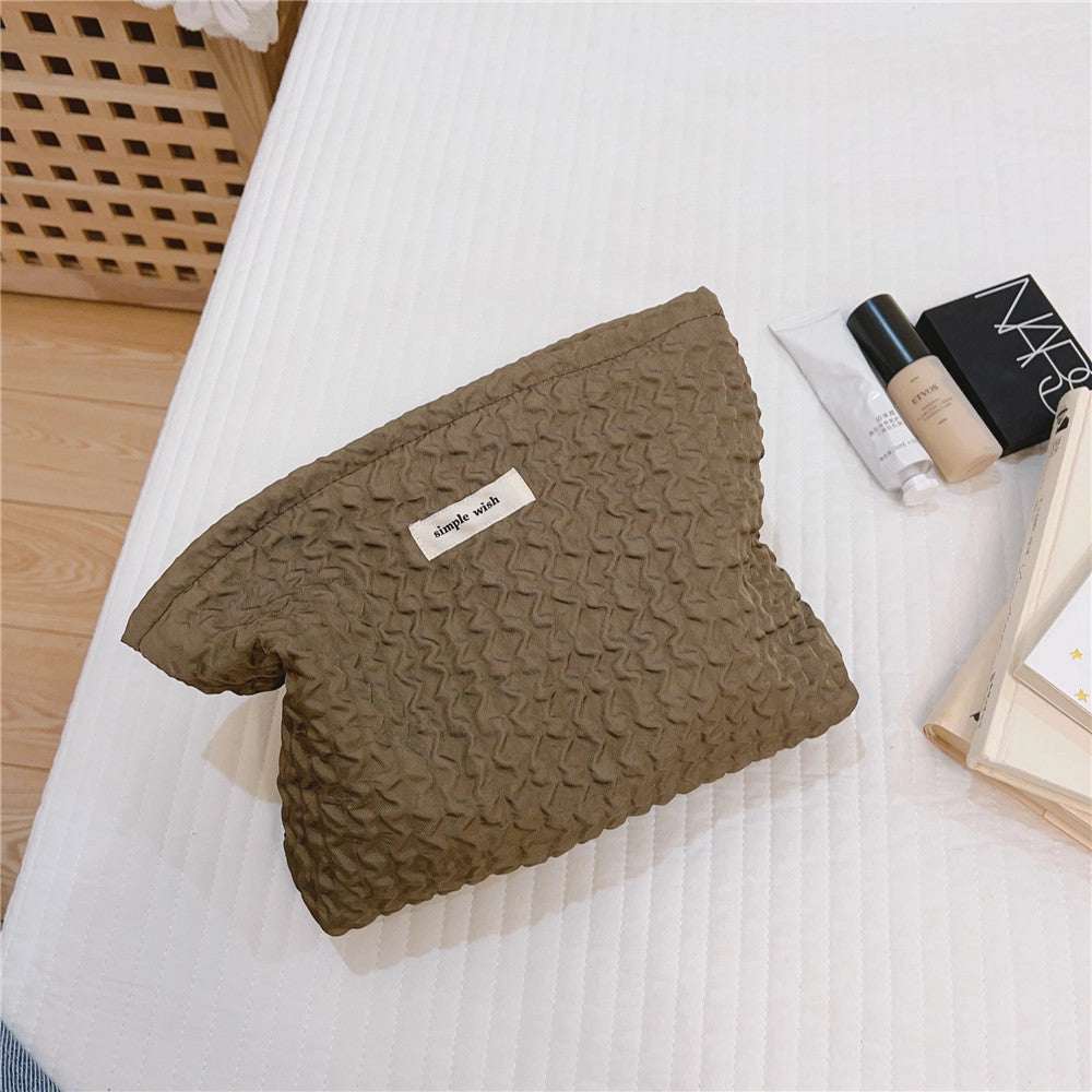 RUCHED MAKEUP POUCH - BROWN