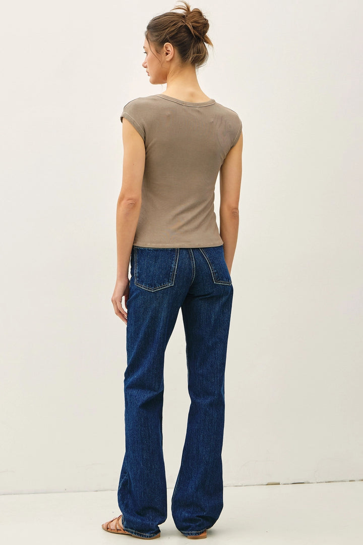 SAL RIBBED CAP SLEEVE TEE - MOCHA
