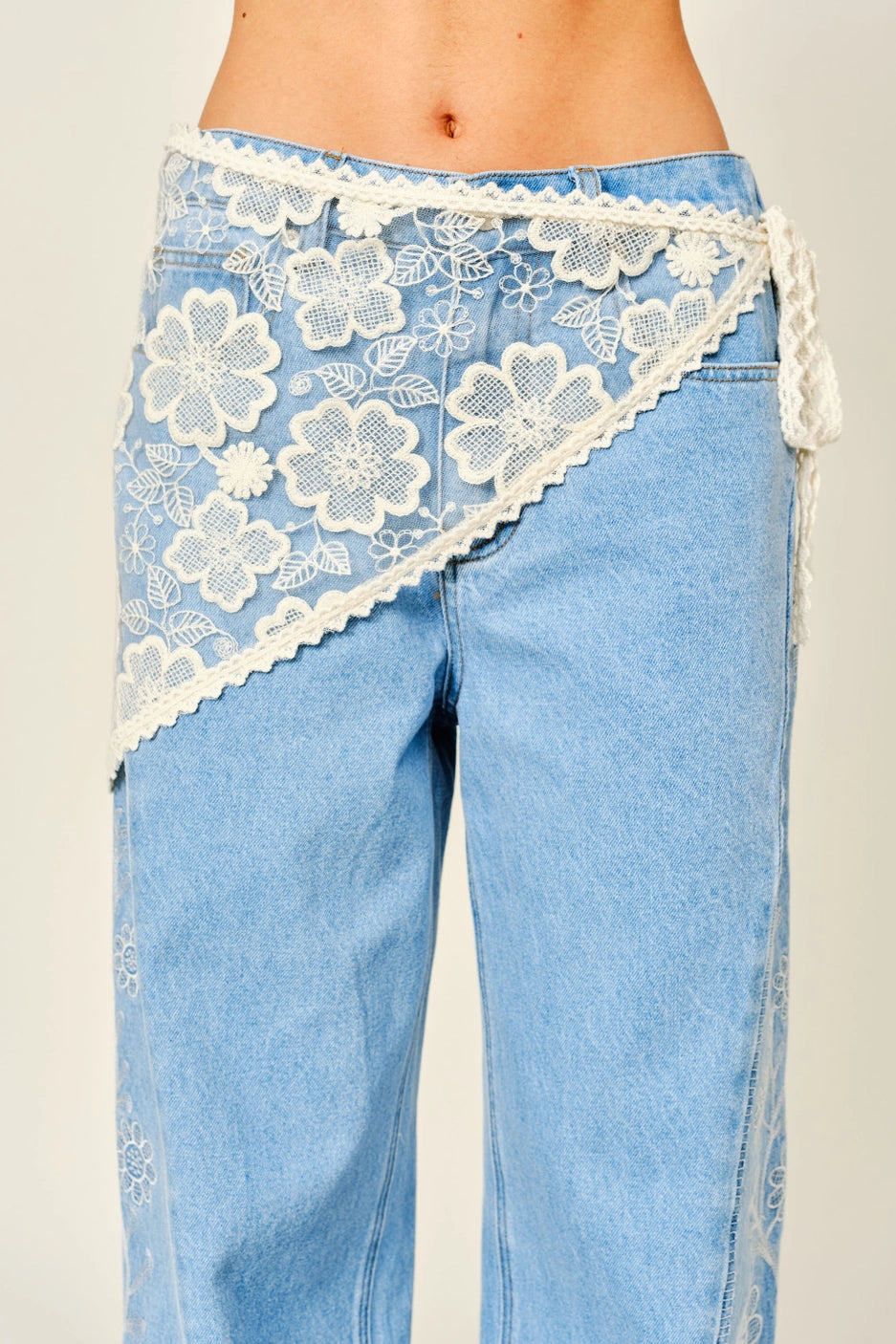 LACE WRAP