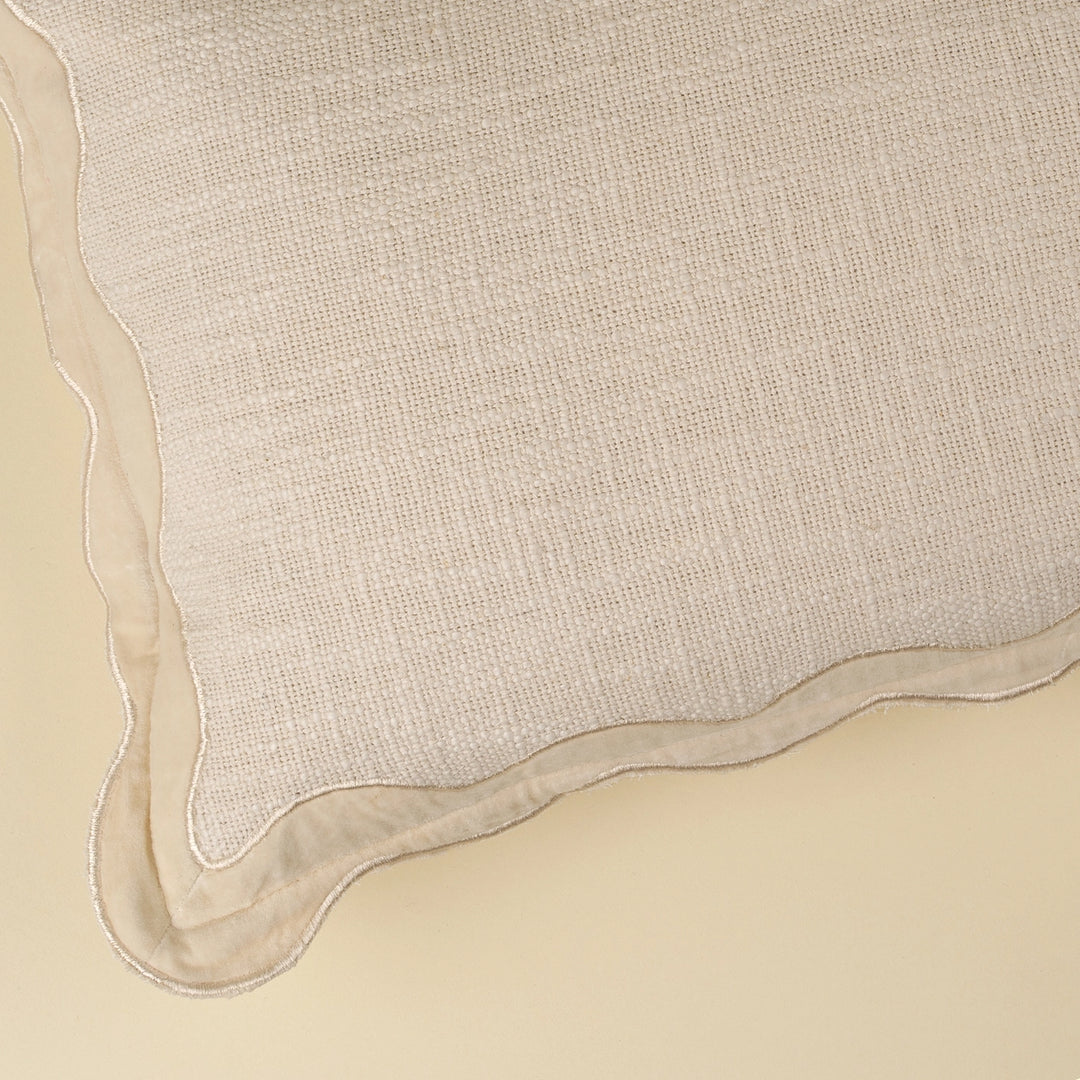 VELVET SCALLOPED PILLOW - CREAM