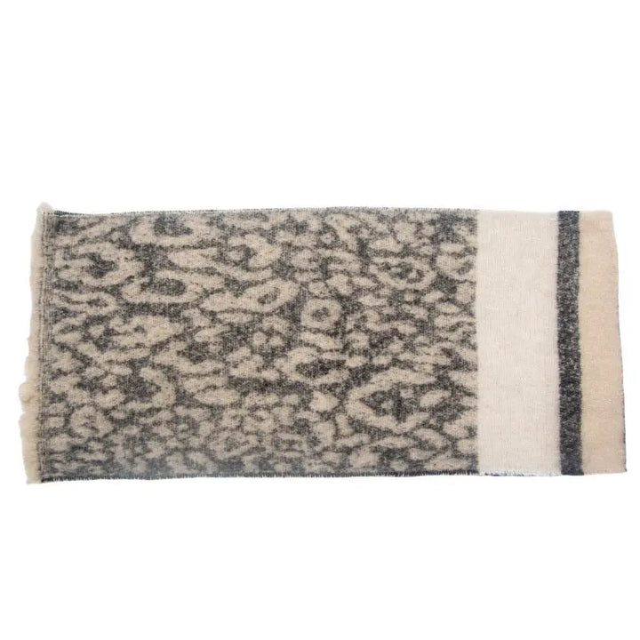 LEOPARD SCARF