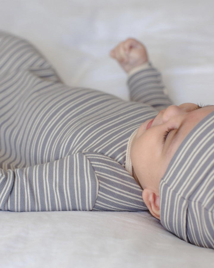 KNOTTED BABY GOWN & HAT - SLATE MICROSTRIPE
